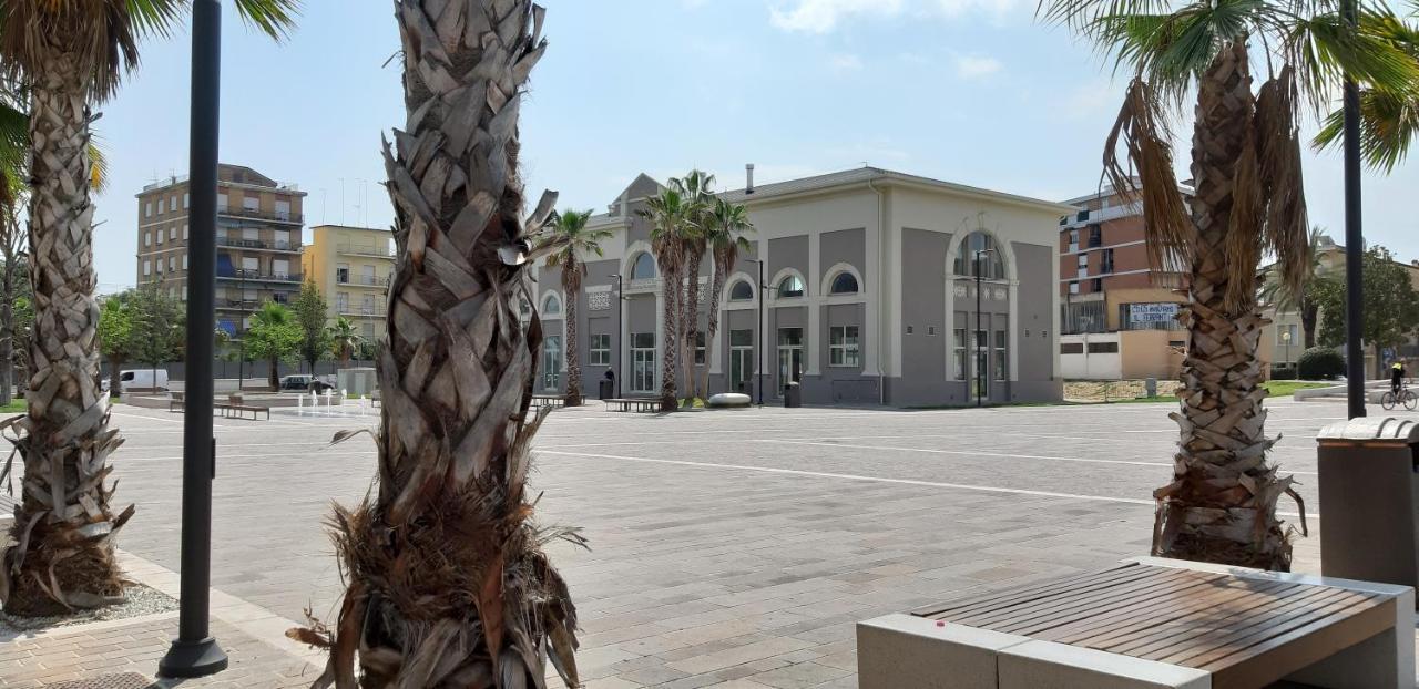 Voglia Di Mare... Holidays On The Beach Apartamento Porto SantʼElpidio Exterior foto
