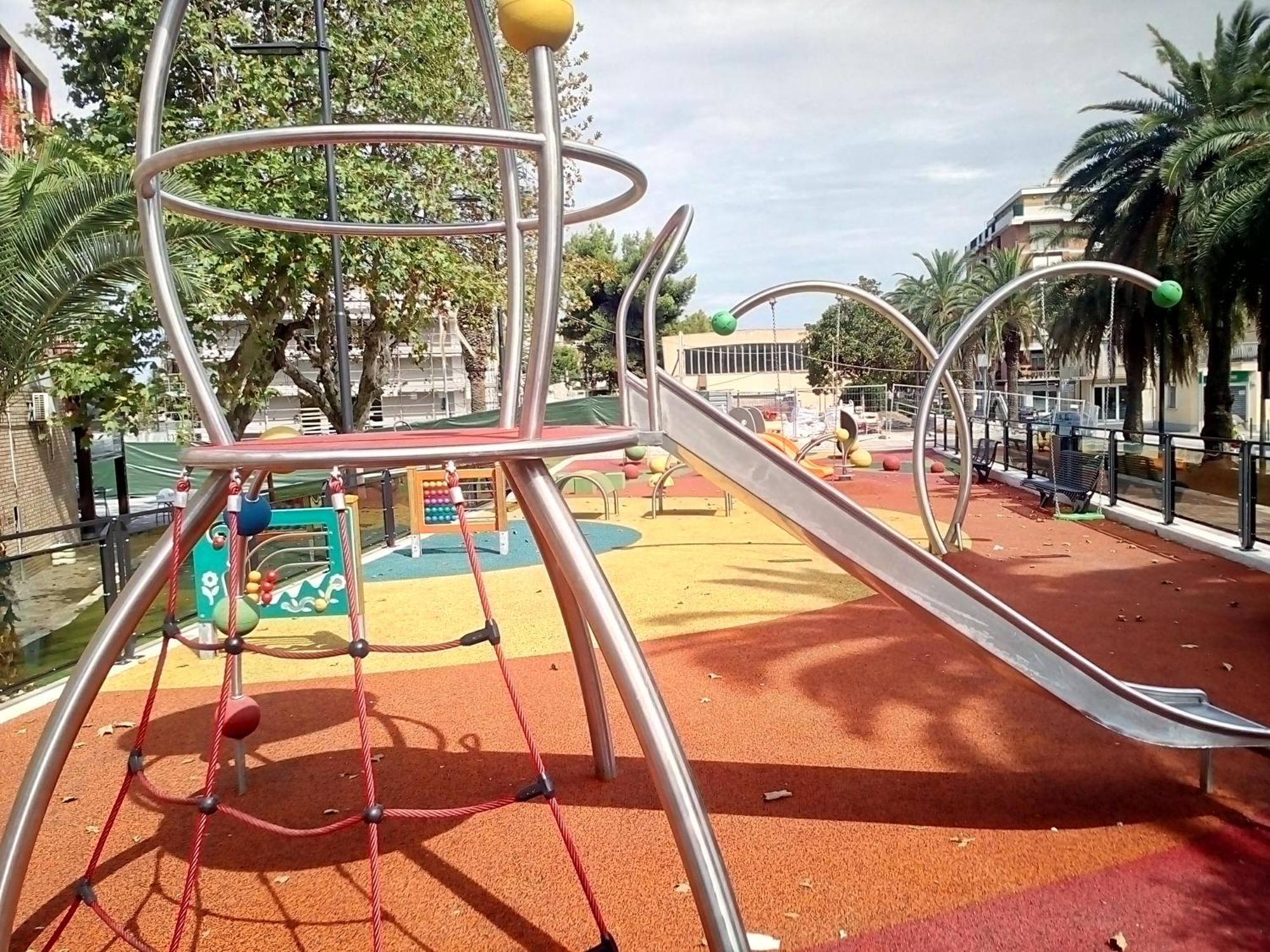 Voglia Di Mare... Holidays On The Beach Apartamento Porto SantʼElpidio Exterior foto